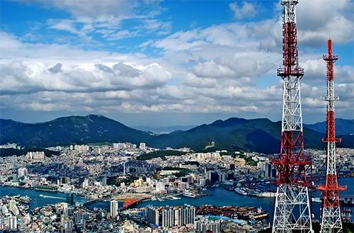 Busan from gogalsan.jpg